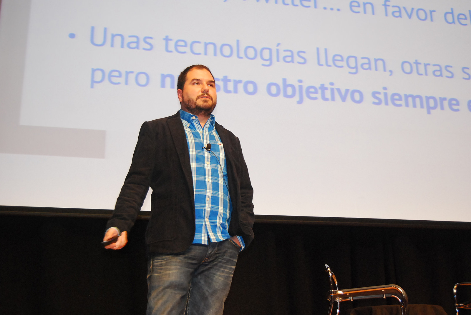 Manuel Moreno: La principal arma para usar las redes es el sentido comn